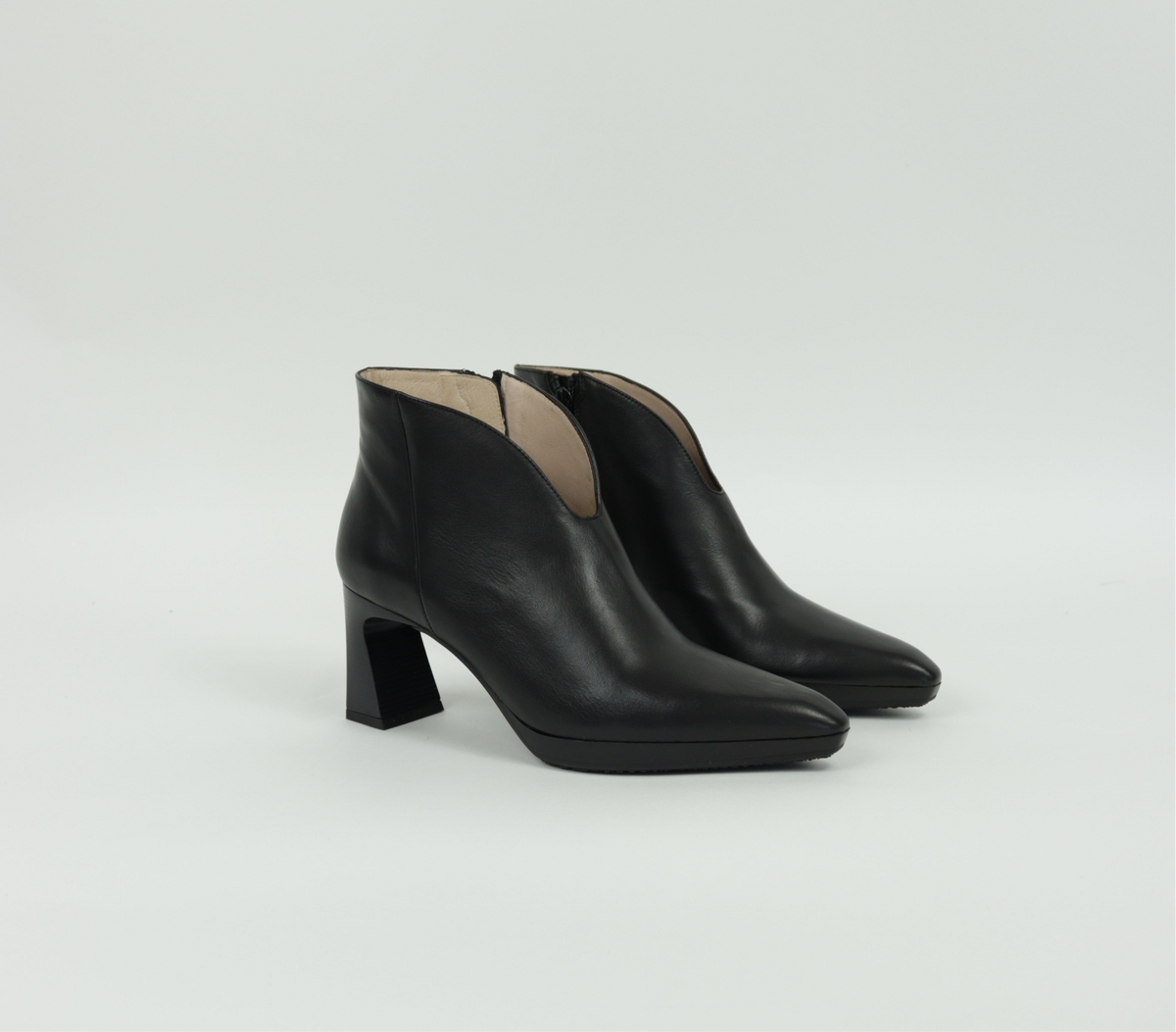 Hispanitas - HI254270 Black V Ankle Boot