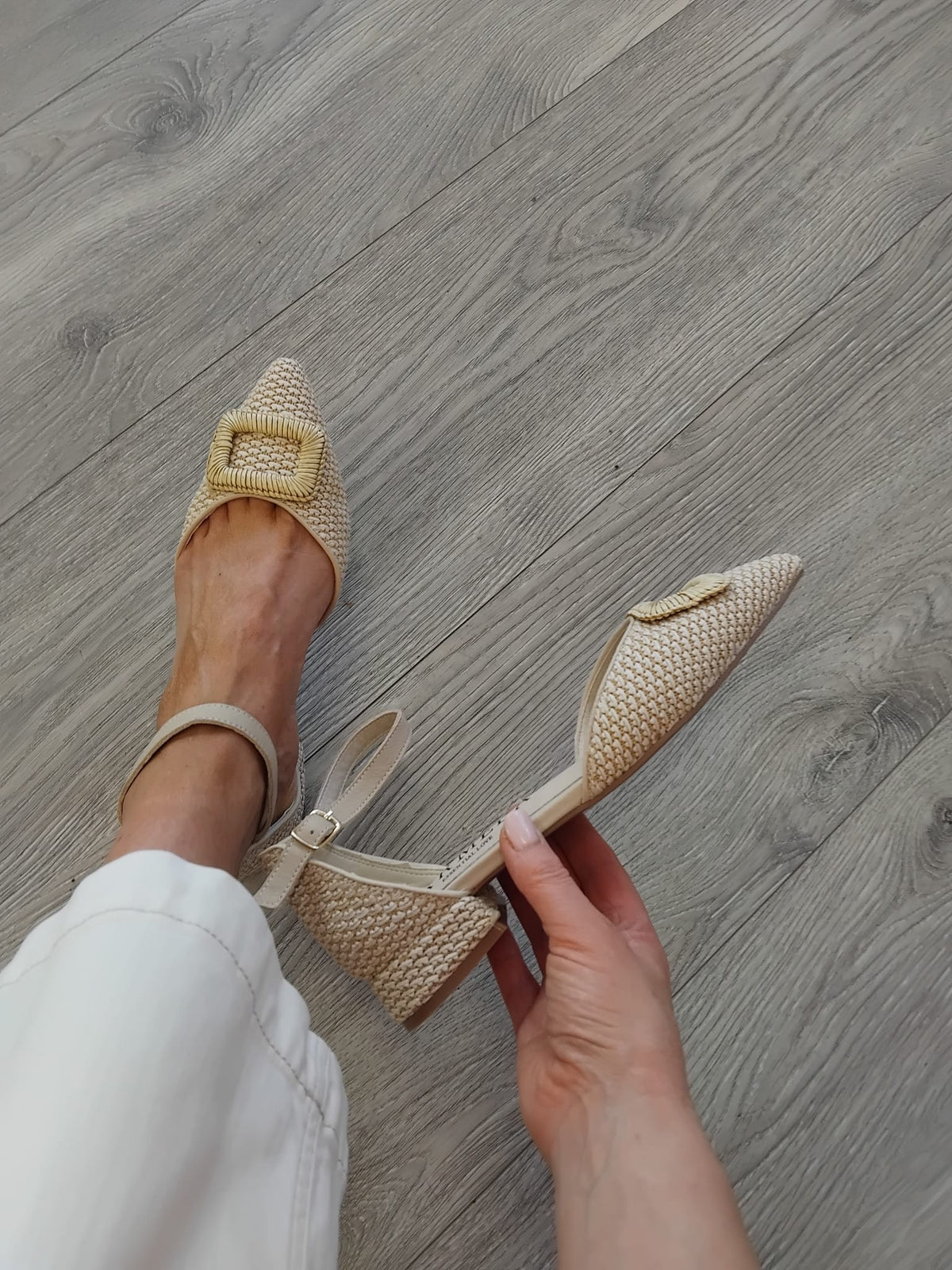 Carmela - 163241 Cream Raffia Flat