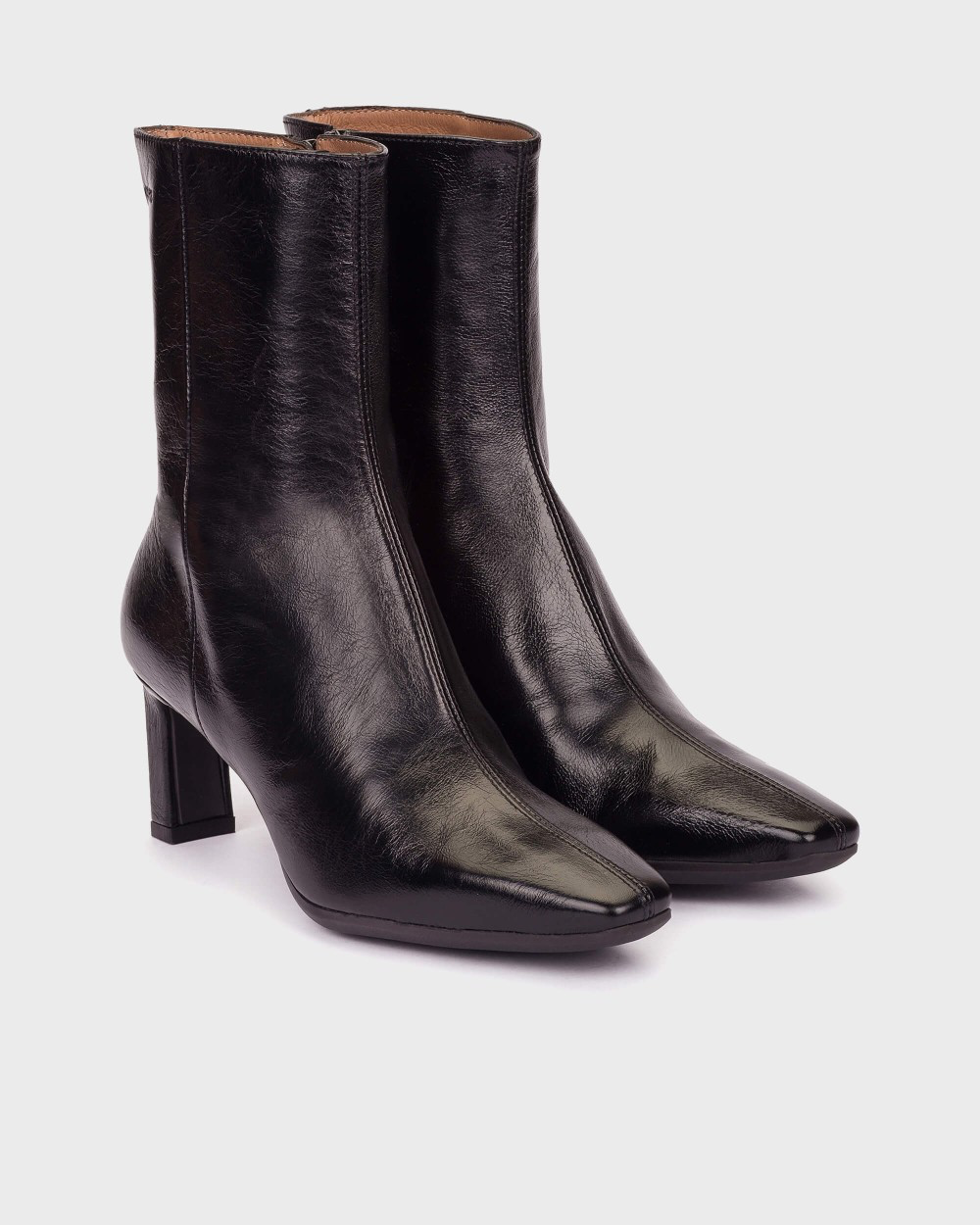 Wonders - M-6301 Black Ankle Boots