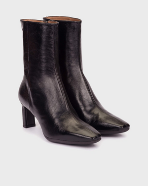 Wonders - M-6301 Black Ankle Boots