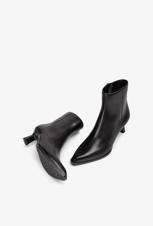 Unisa - Lomas Black Kitten Heel Ankle Boot