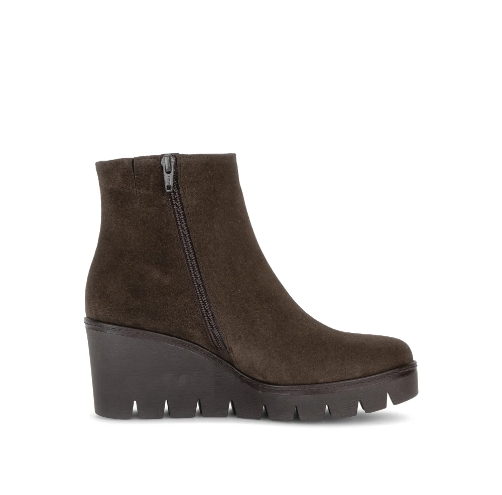 Gabor - 8045.01 Brown Wedge Ankle Boot