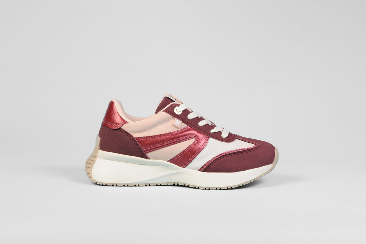 XTI - 143379 Burgundy & Pink Trainer