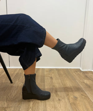 Jose Saenz - 6427 Navy Sock Wedge Boot
