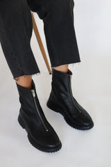 Wonders - A-4403 Black Zip Ankle Boot