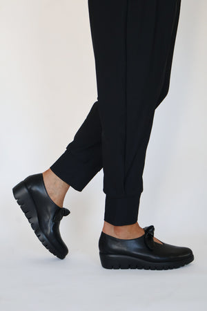 Wonders - C-33159 Black Bow Wedge Shoe