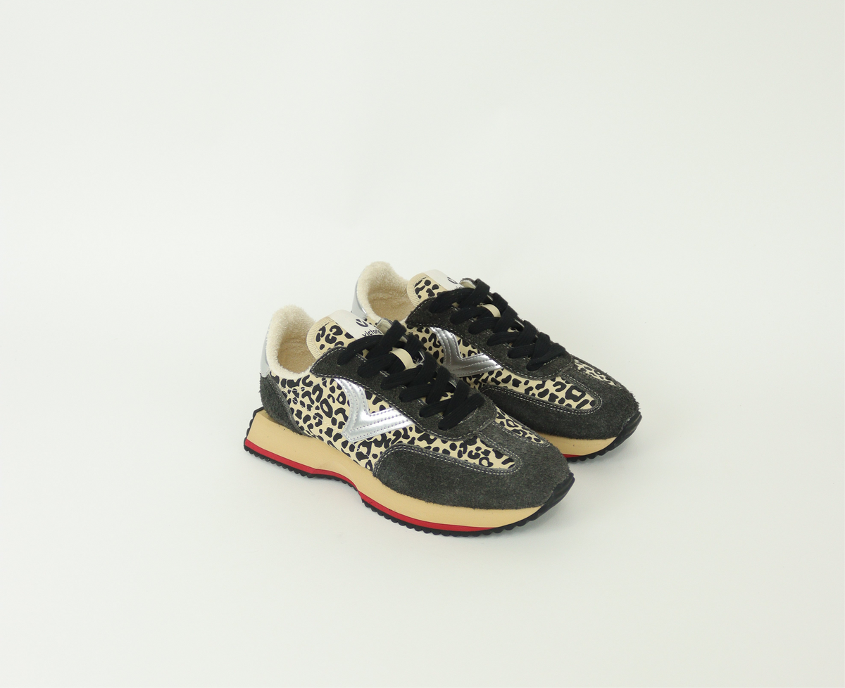 Victoria - 1 134116 Black and Cream Print Trainer