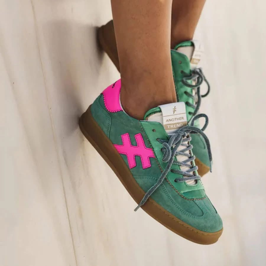 Another Trend - [VENTO]Green Metallic & Suede and Luminous Pink Trainer