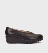 Wonders - C-33100 Black Wedge Pump
