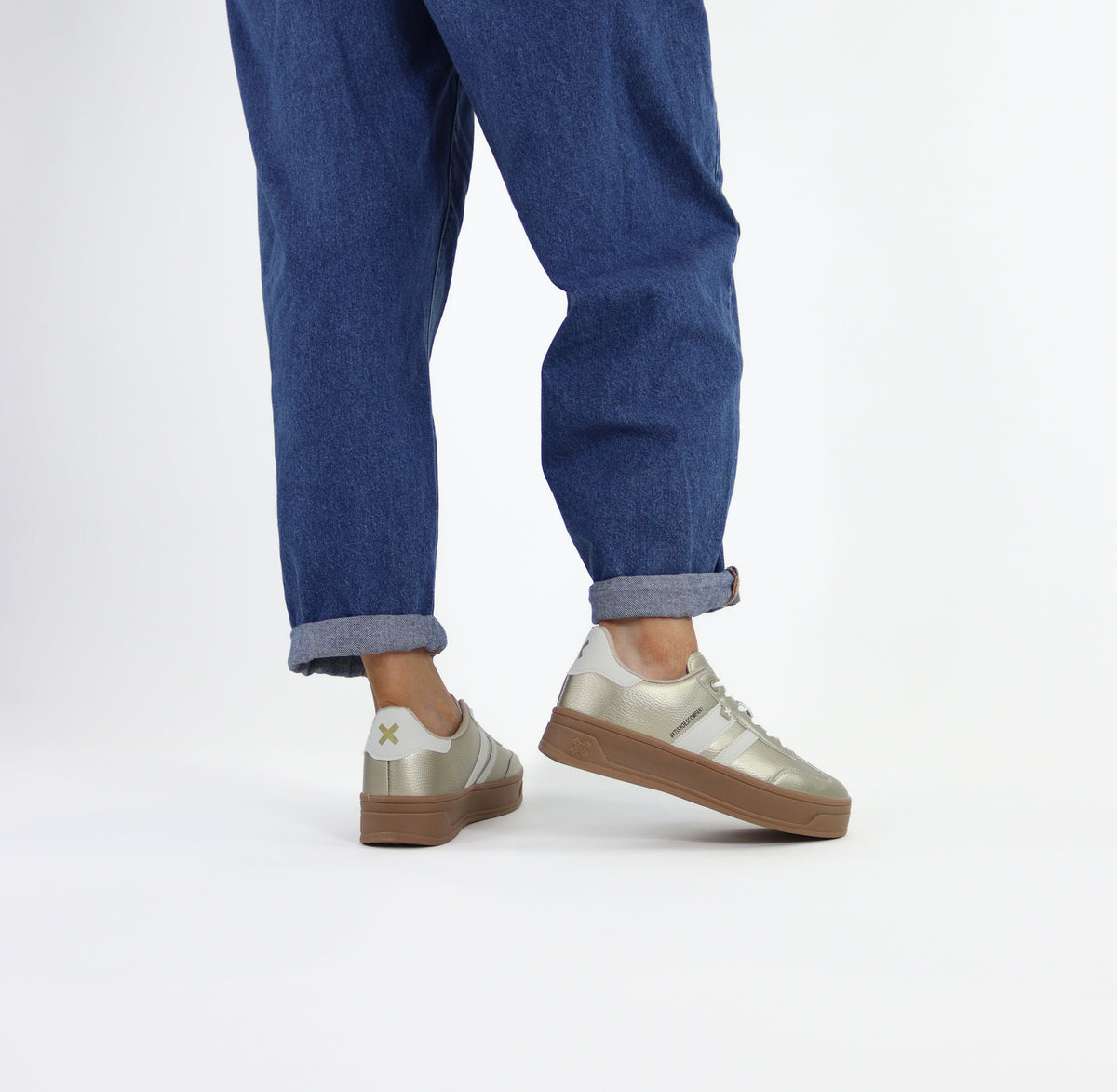 XTI - 143645 Gold Platform Trainer