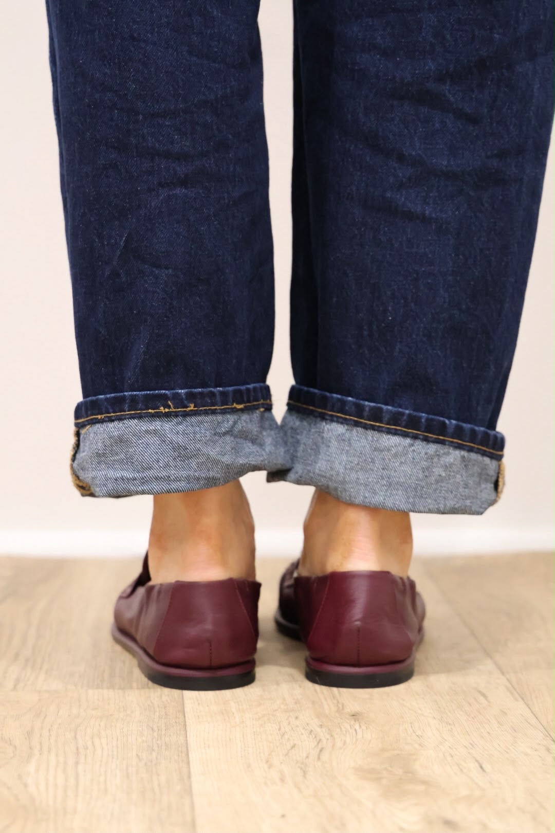 Pomme Dor - 1343 Merlot Mocassin