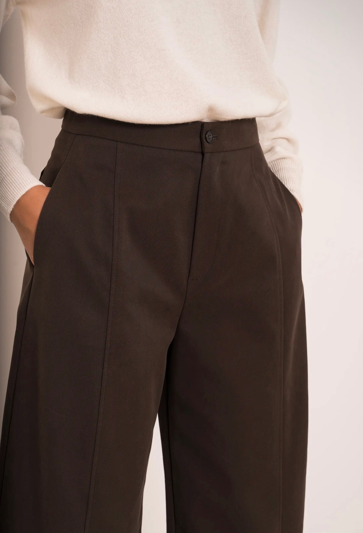 Anna - Brown Balloon Trousers