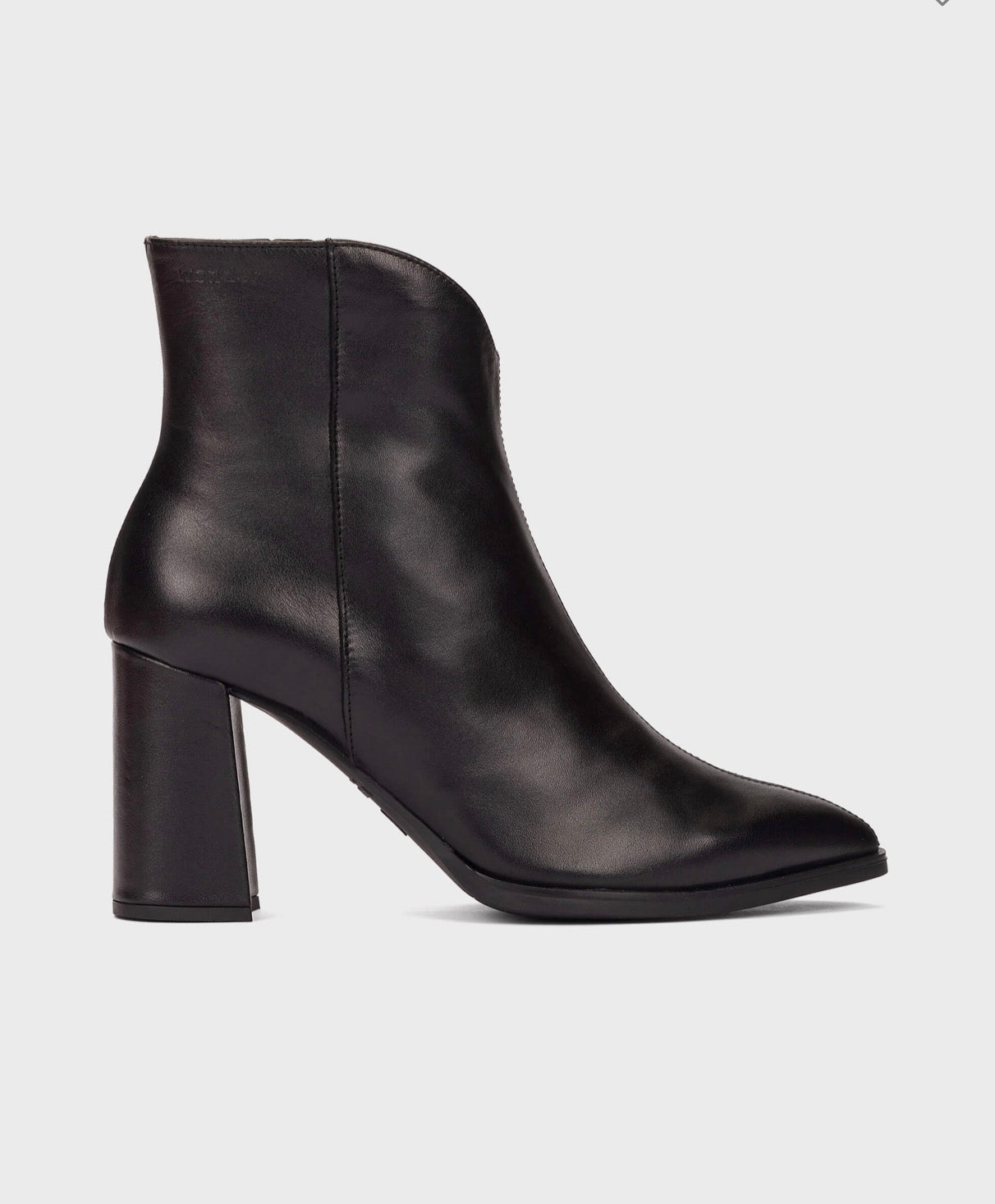 Wonders - M-5444 Black Ankle Boot