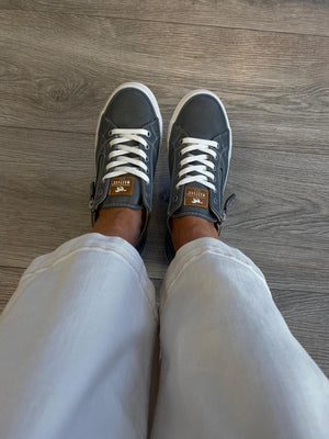 Mustang - 26M0222013 Grey Zip Canvas Trainer