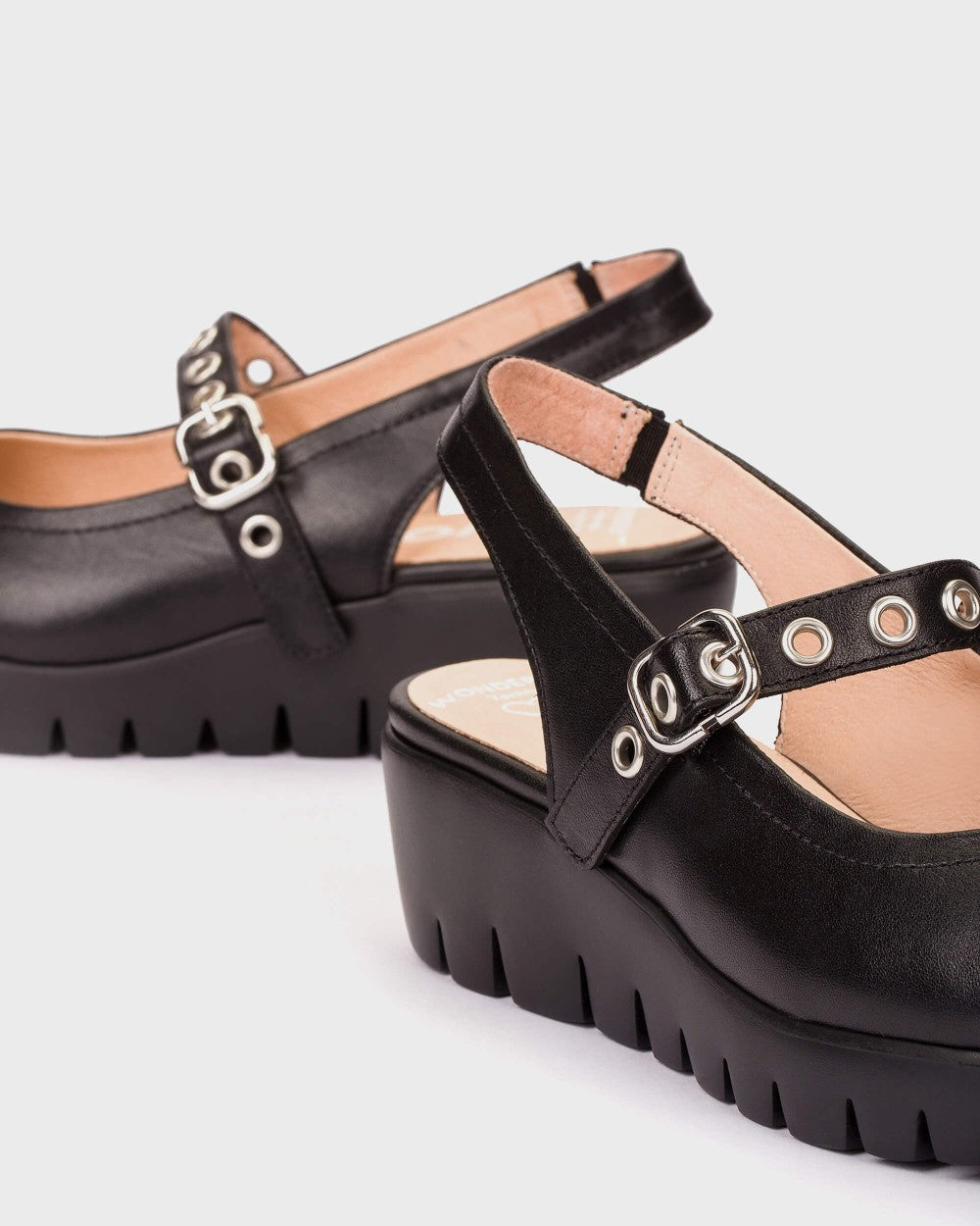Wonders - C-33353 Black Strap Slingback