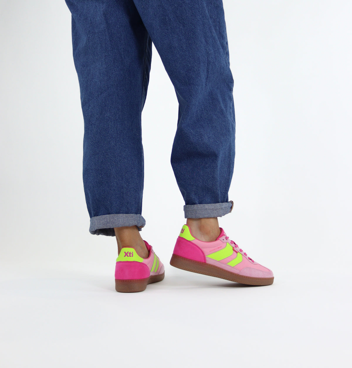 XTI - 145052 Pink & Green Trainer