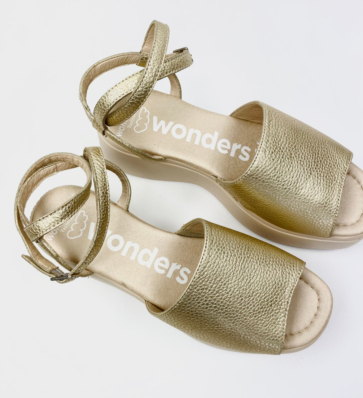 Wonders - A-3705 Gold Platform Sandal
