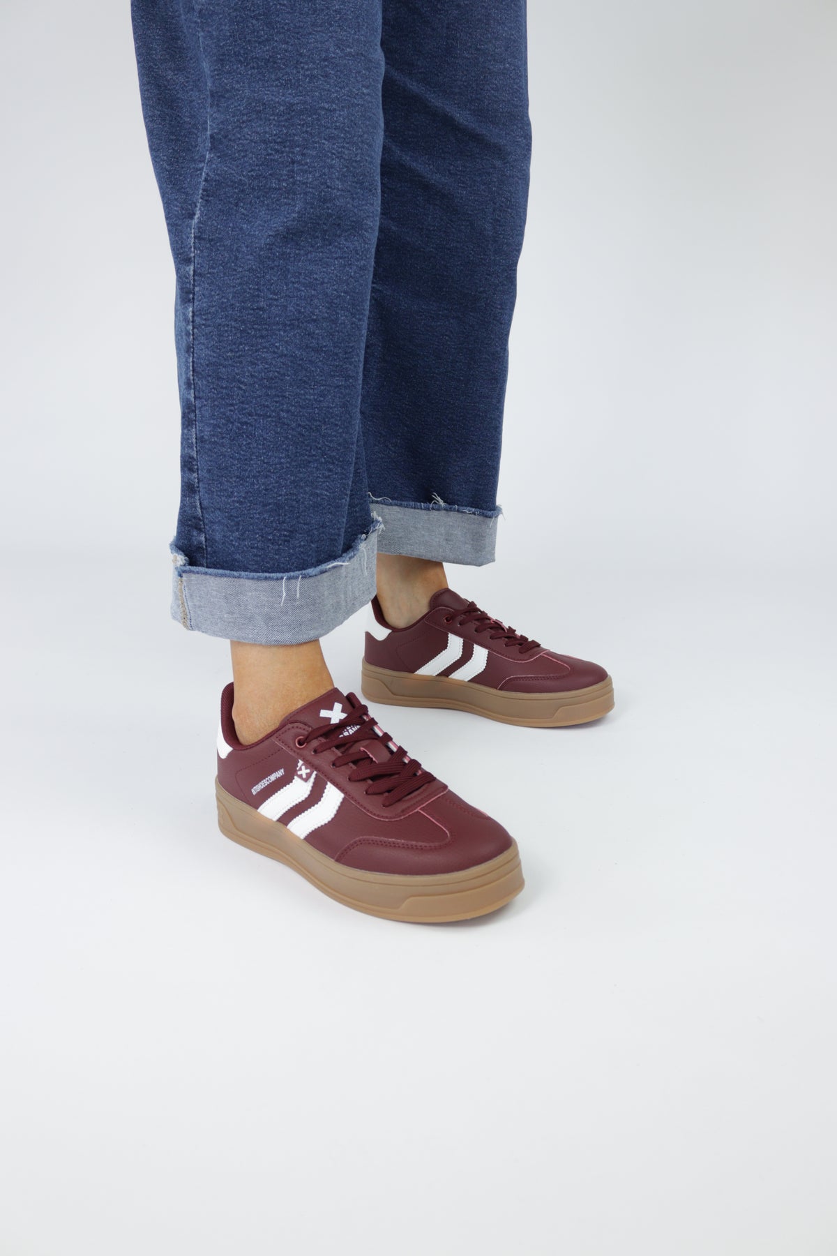 XTI - 144585 Burgundy Platform Trainer
