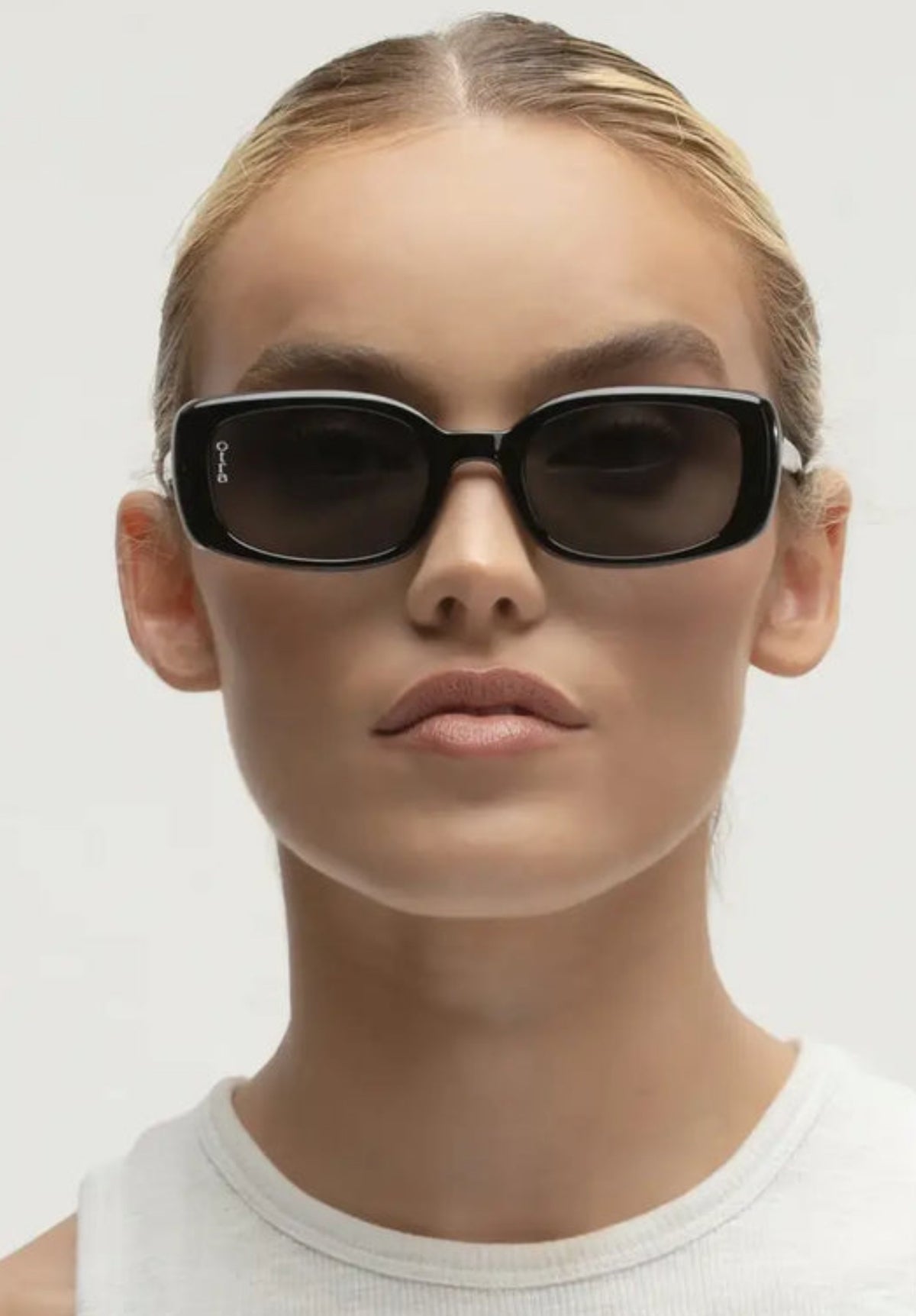 Otra - Daisy Black Sunglasses