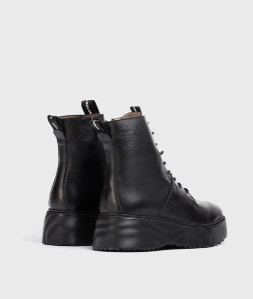 Wonders - A-9350 Black Doc Boot