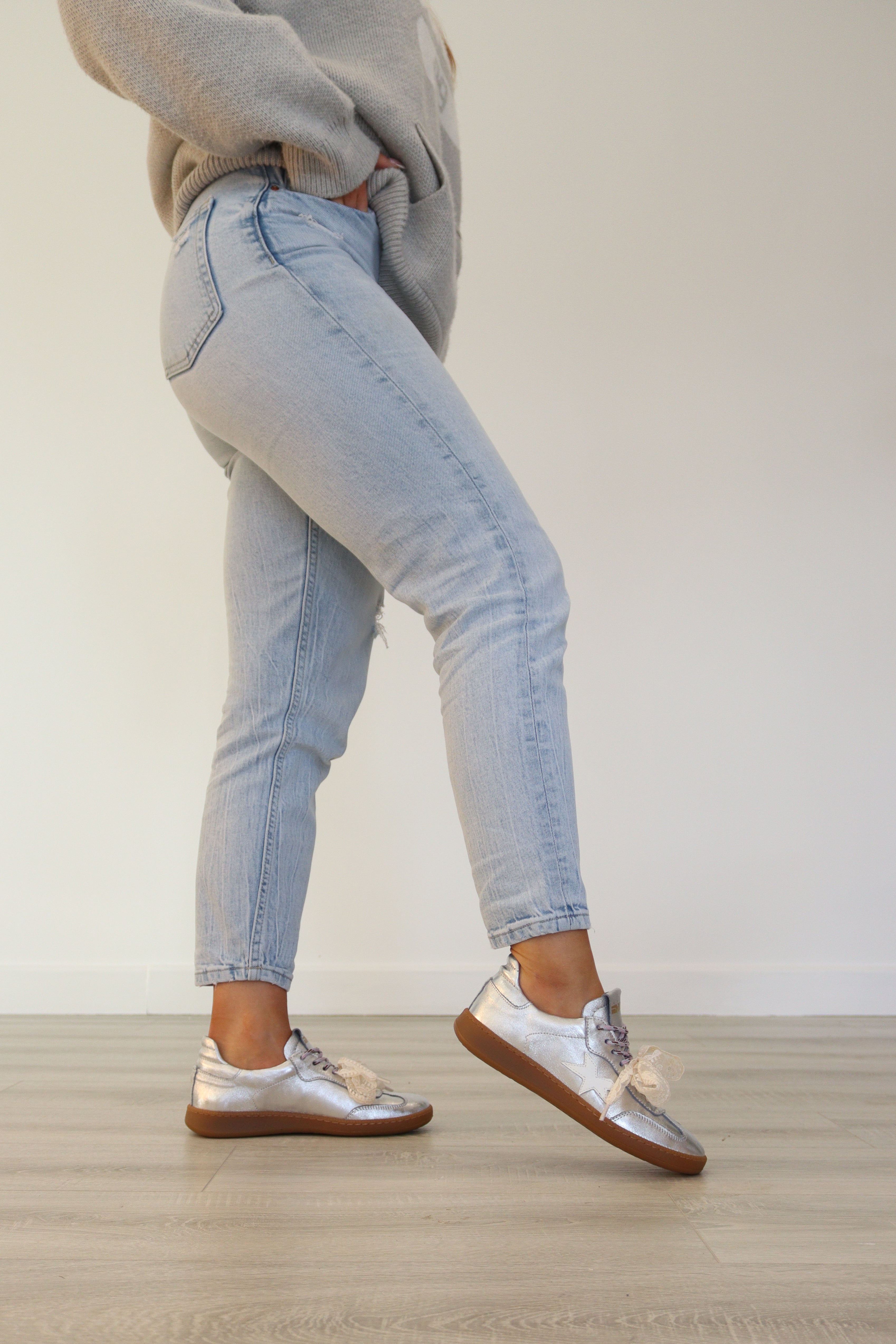 Meline - 525 ACC-R Silver Retro Trainer