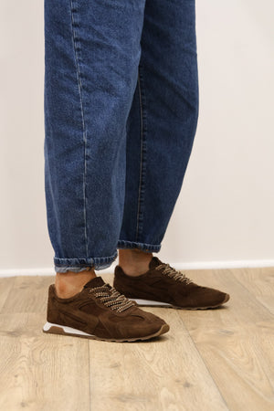 Ash - Kasar Brown Trainer