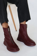 Wonders - A-4403 Burgundy Zip Ankle Boot