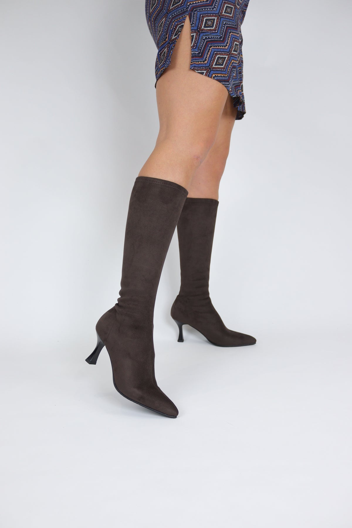 Miss Elastic - 78041 Brown Suede Knee High