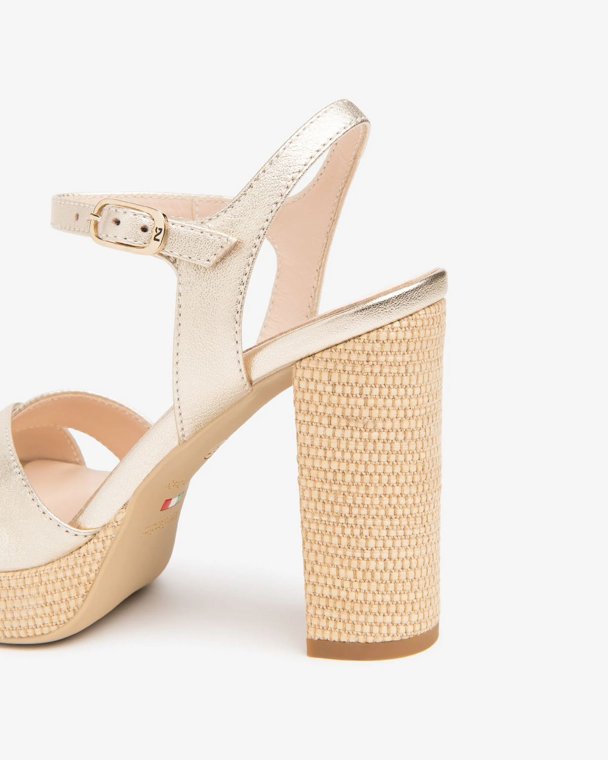 NeroGiardini - E615811 Gold Platform Sandal