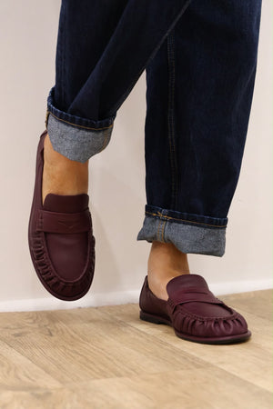 Pomme Dor - 1343 Merlot Mocassin