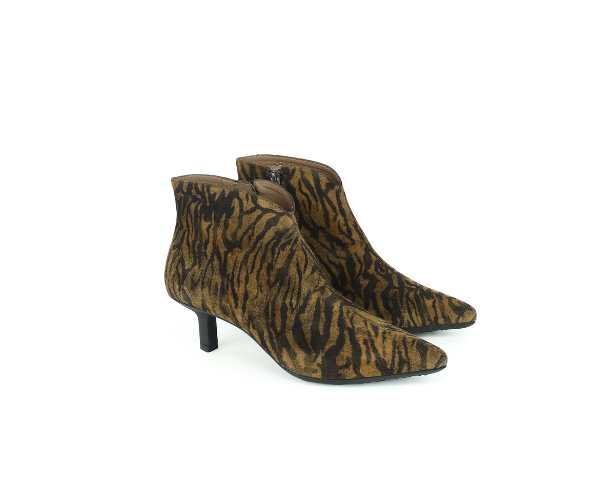 Wonders - G-7120 Brown Zebra Print
