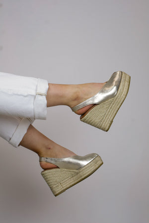 Viguera - 2128 Gold Peeptoe Espadrille