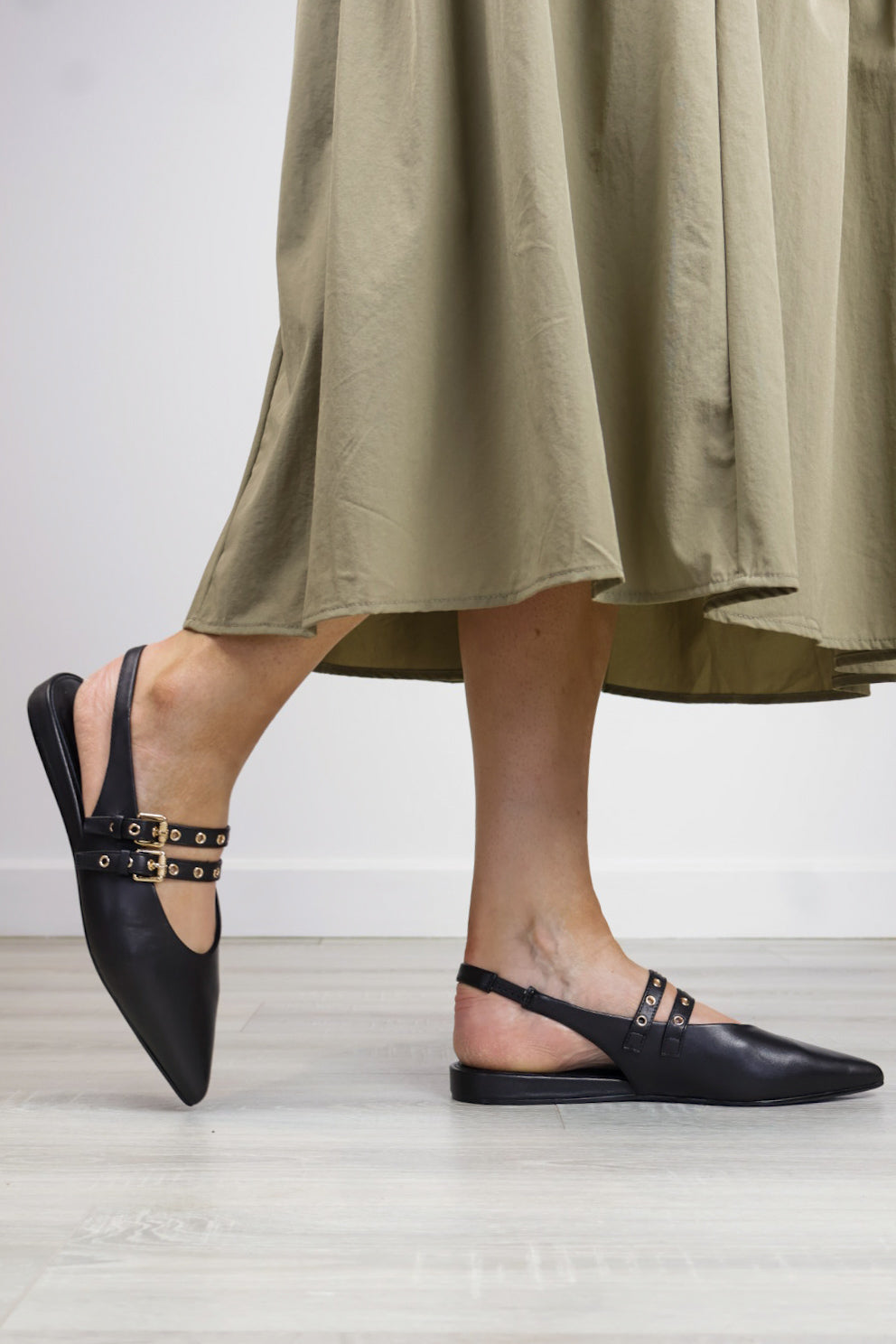 Lodi - A-Sofia Black Slingback