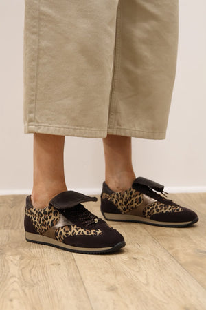 Meline - 725 BL Leopard Trainer