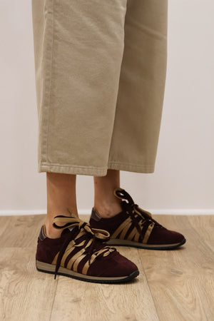 Meline - 722 DM Burgundy Trainer