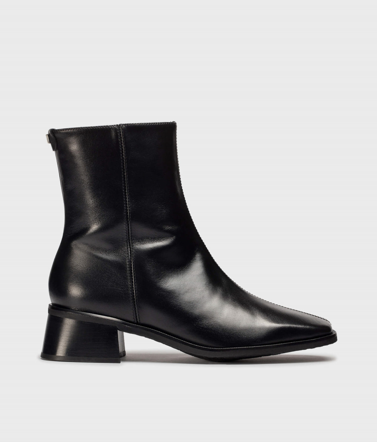 Wonders - D-1601 Black Boot