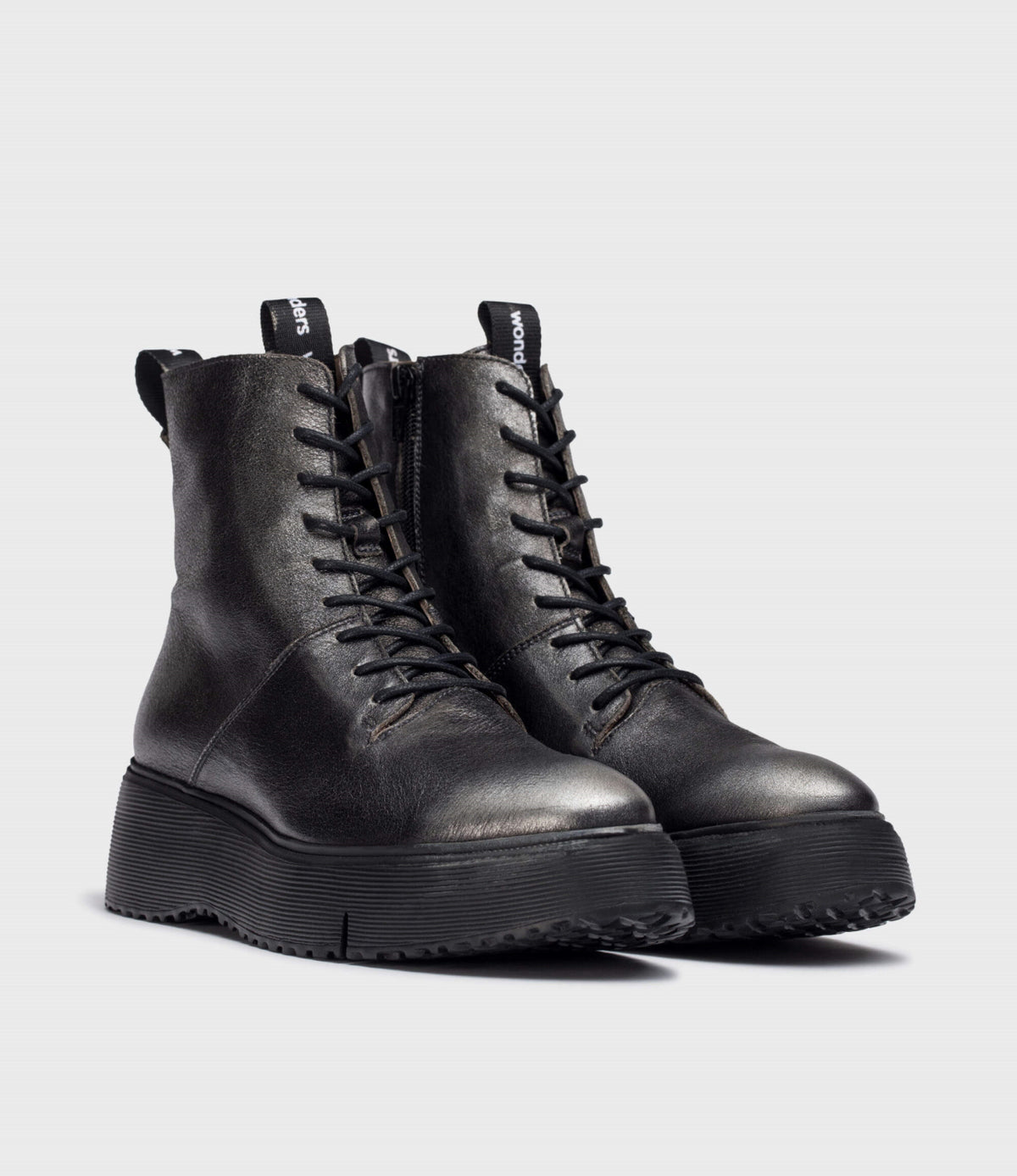 Wonders - 9350 Pewter Black Doc Boot