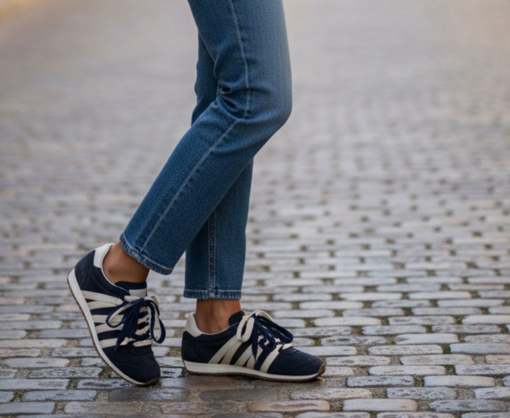 Meline - 722 DM Navy/ White Trainer
