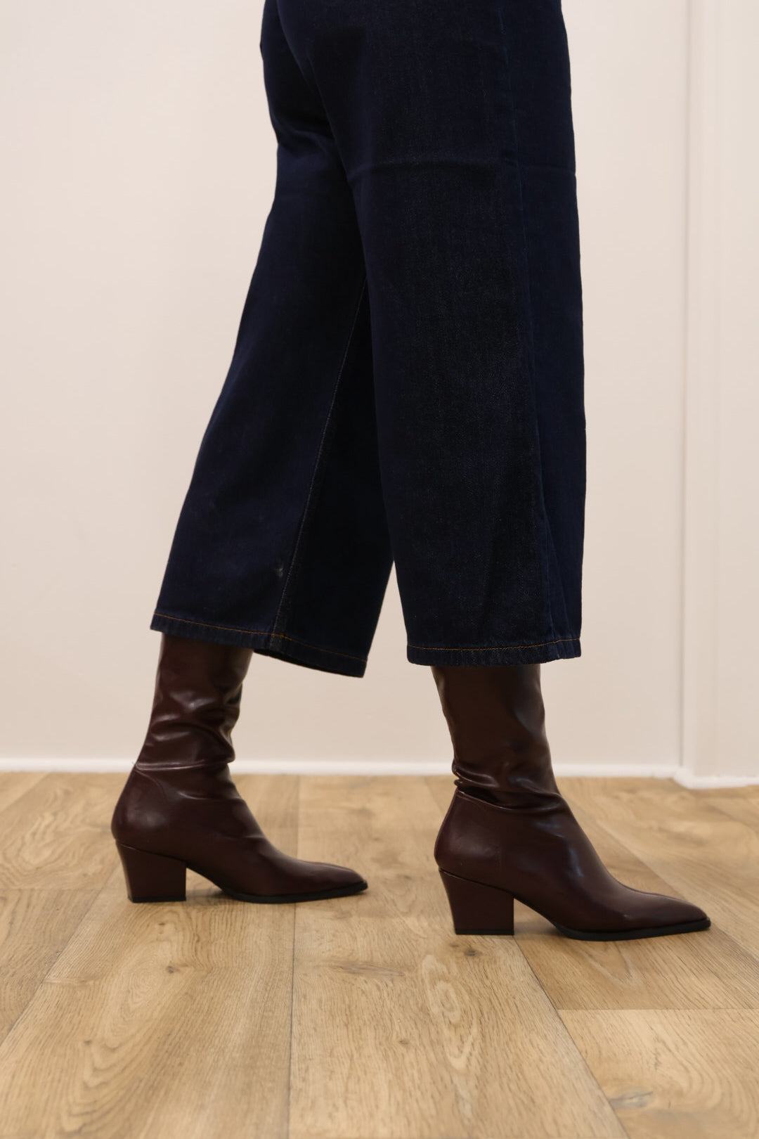 Miss Elastic - 75375 Burgundy Knee High Sock Boots