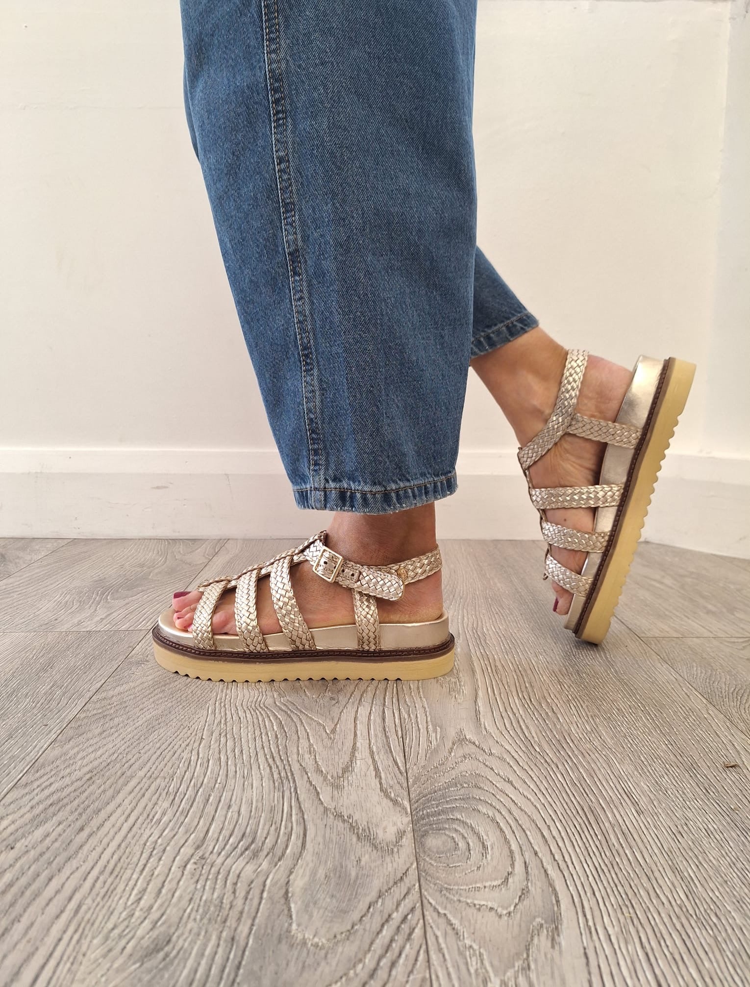Carmela - 163030 Gold Weave Gladiator