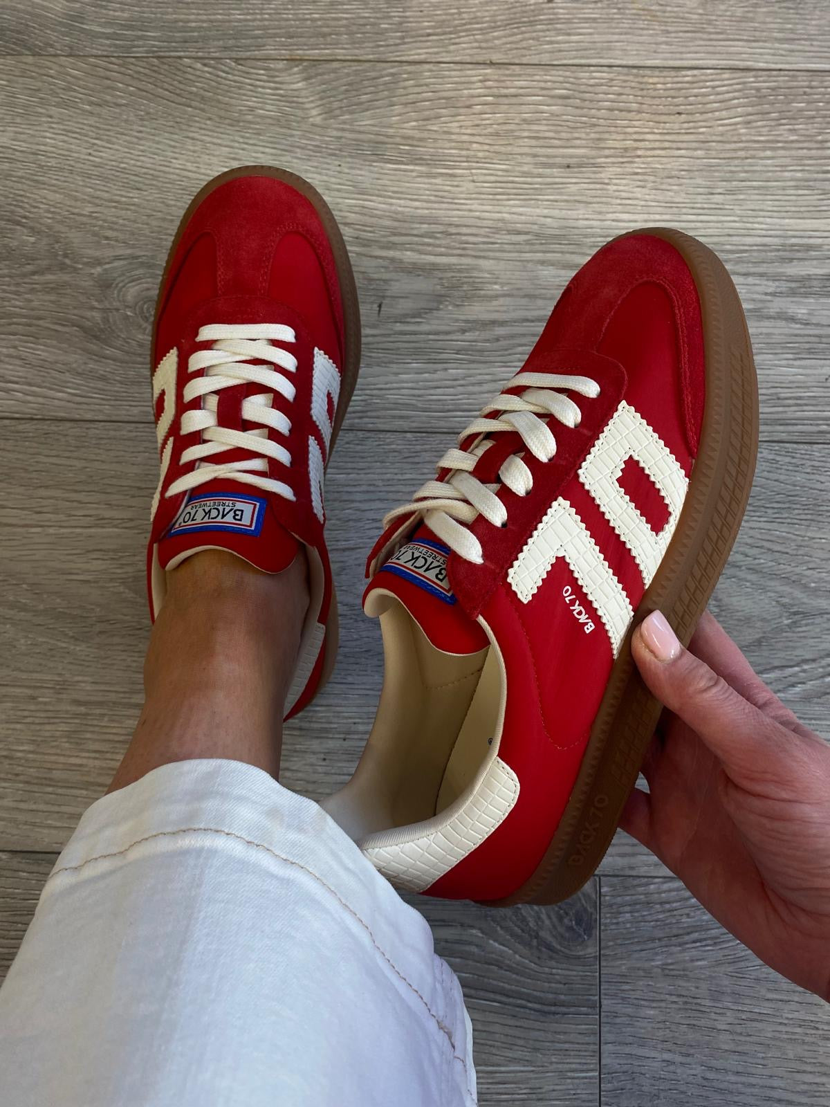 Back 70 - Double Red Platform Trainer