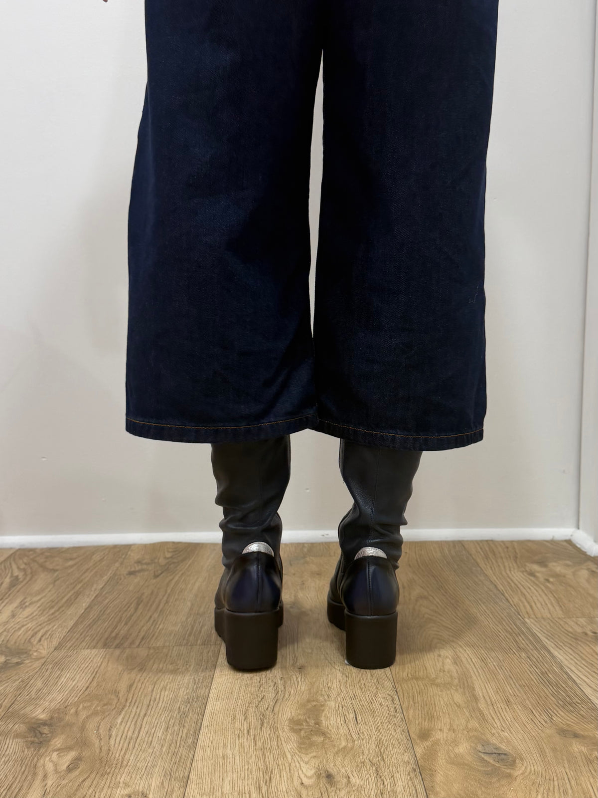 Jose Saenz - 6428 Navy Sock Wedge Knee High