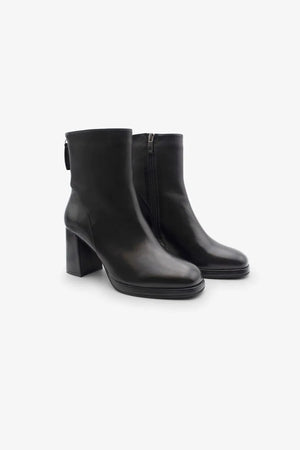 Regarde Le Ciel - Analisa Black Ankle Boot