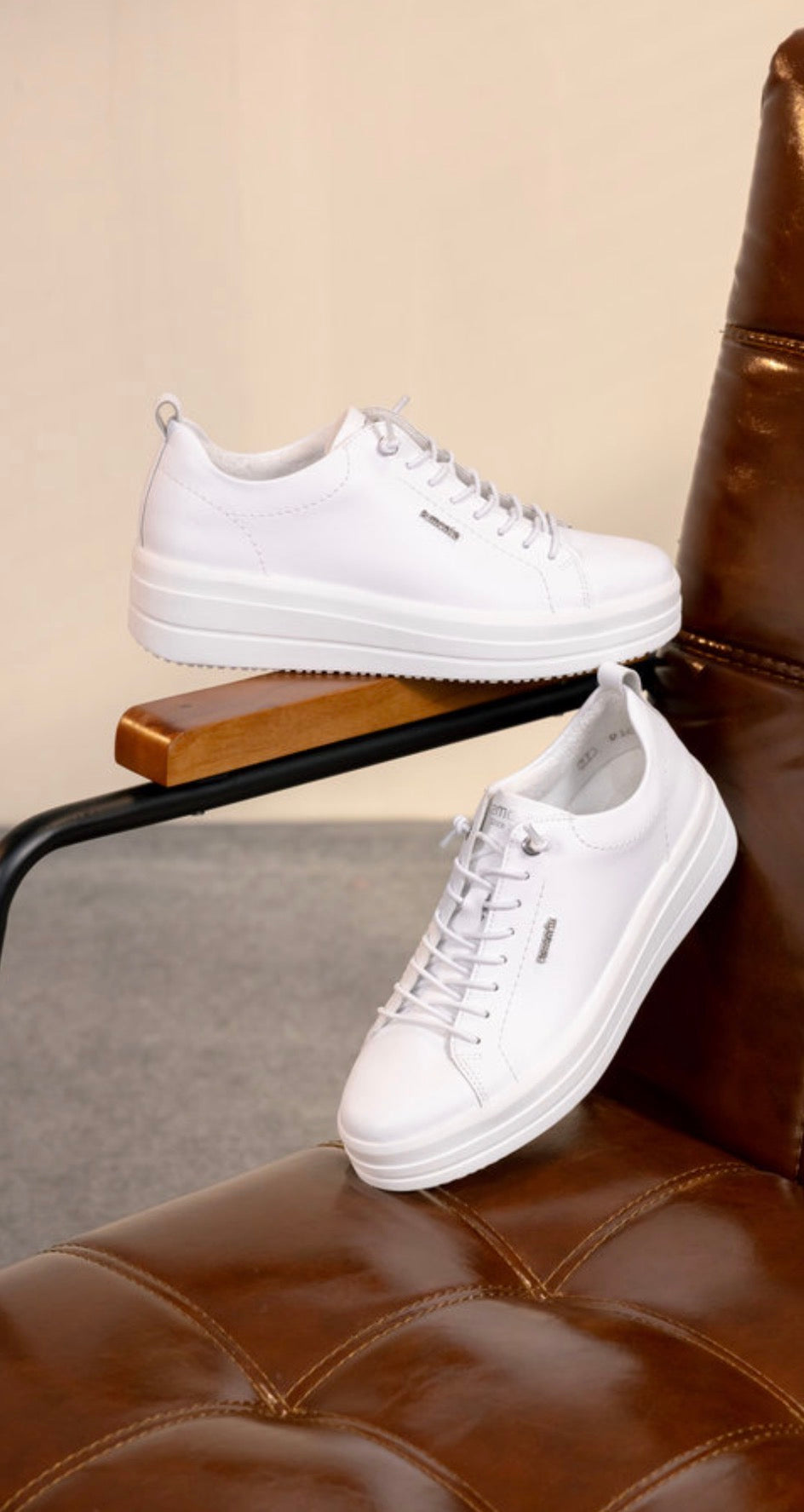 Remonte - D1C12-80 White Slip on Trainer