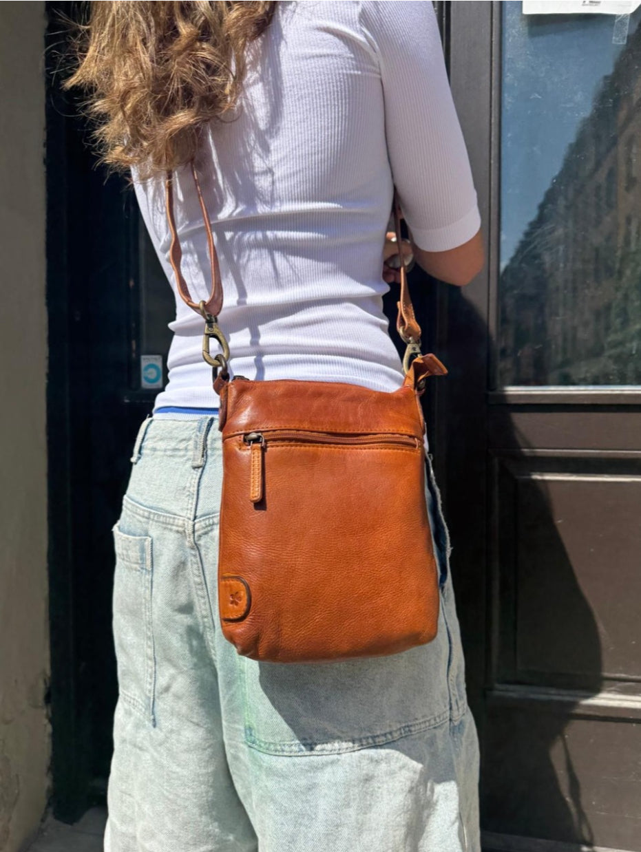 Tim & Simonsen - LT-8891 Tan Crossbody Bag