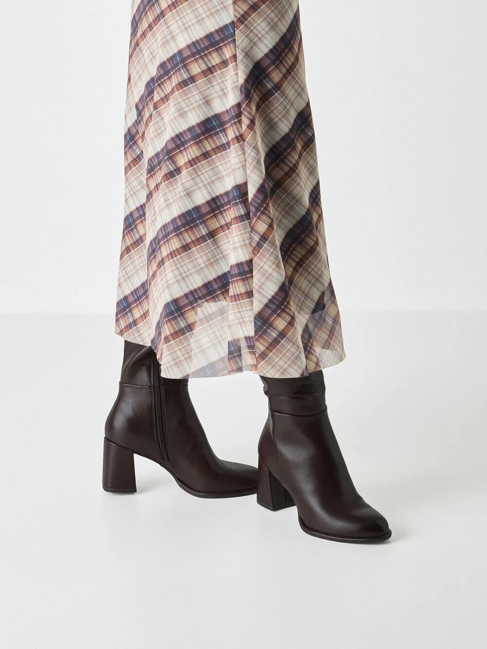 Tamaris - 25515 Brown Knee High Boot