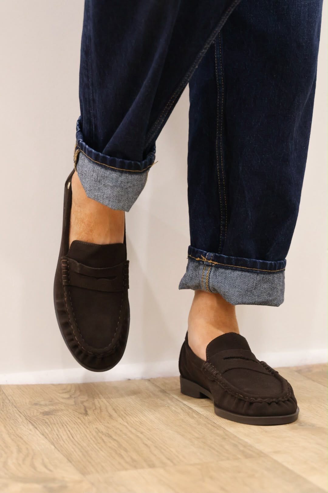 Carmela - 164389 Brown Suede Loafer