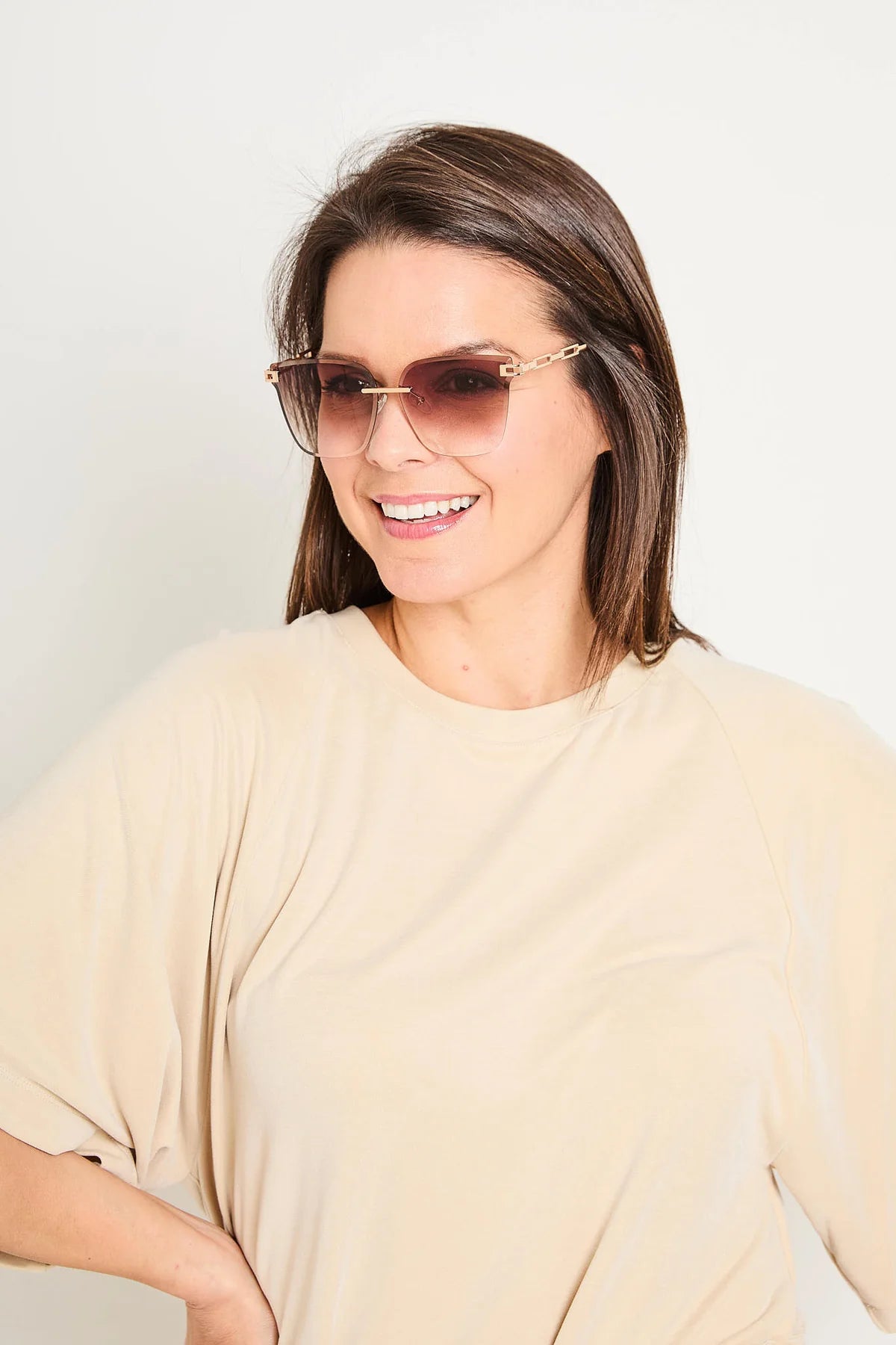 Elie Beaumont - EBS7023 Brown Chain Sunglasses