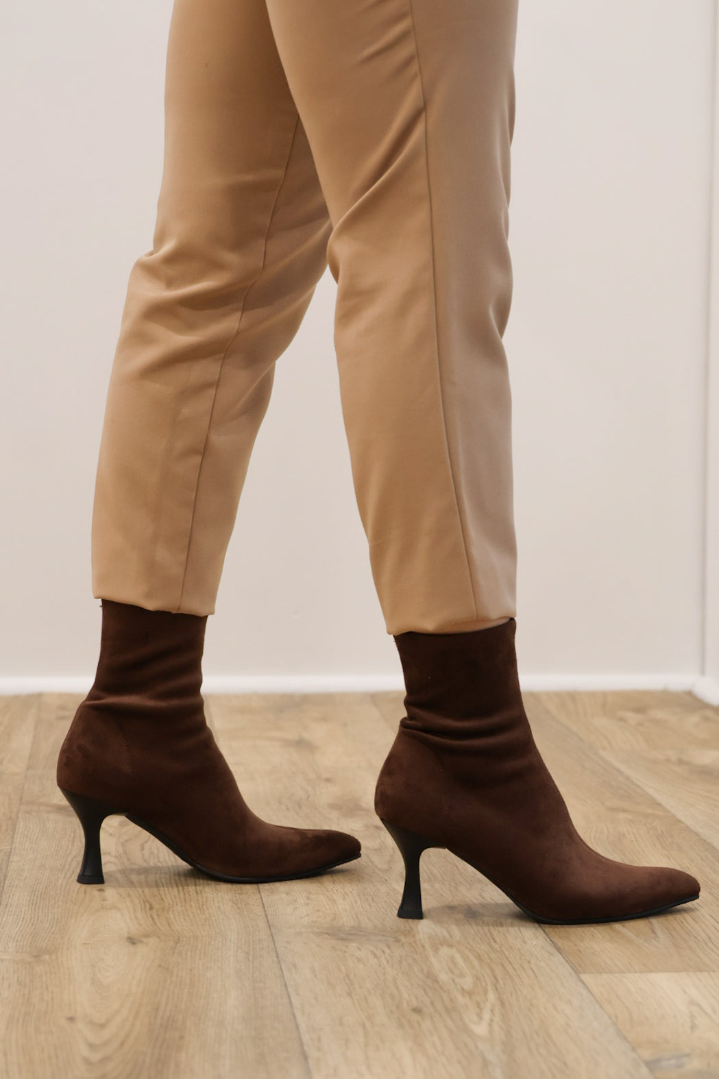 Miss Elastic - 78042 Brown Suede Ankle Sock Boot