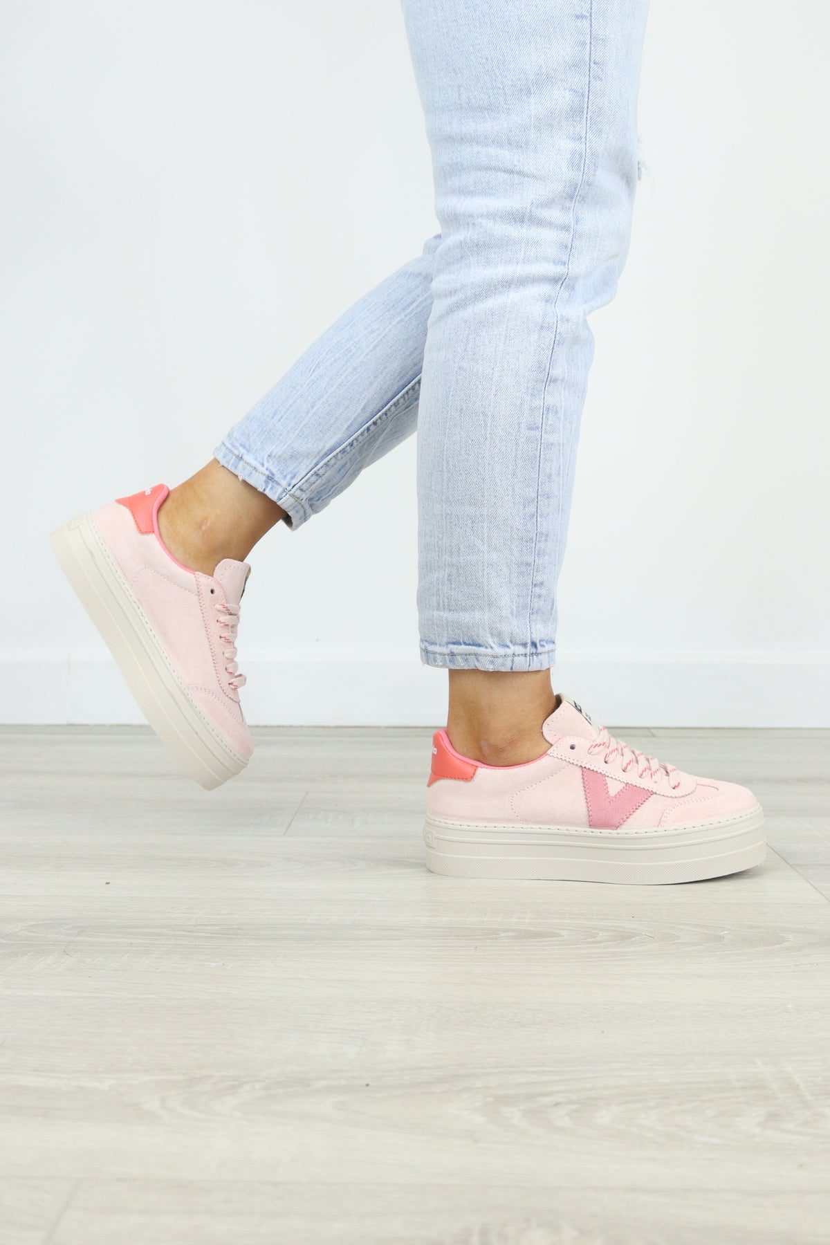 Victoria -092180 Pink Platform Trainers